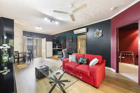 ZEN MARKETS - Boutique 1-BR Apt Near Parap Markets - Surfers Gold Coast 3