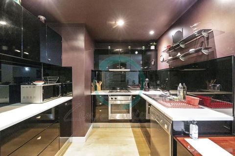 ZEN MARKETS - Boutique 1-BR Apt Near Parap Markets - Surfers Gold Coast 2