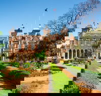 Perth Scavenger Hunt Perched On A Swan - Surfers Gold Coast