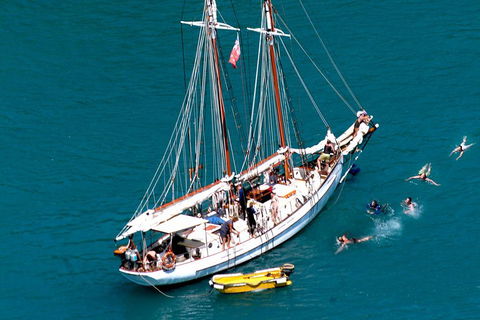 Whitehaven Beach Sailing And Snorkeling Cruise - Surfers Gold Coast 3