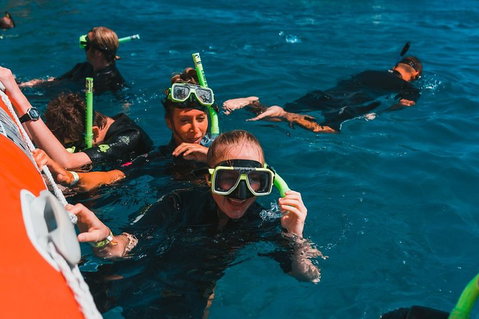Whitehaven Beach And Hill Inlet Lookout Full-Day Snorkeling Cruise By High-Speed Catamaran - Surfers Gold Coast 3