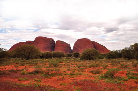 Ayers Rock Combo: Uluru Base And Sunset Plus Uluru Sunrise And Kata Tjuta With An Optional BBQ Dinner Or Kings Canyon Day Trip - Surfers Gold Coast 1