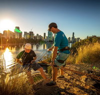 Abseiling the Kangaroo Point Cliffs in Brisbane - Surfers Gold Coast