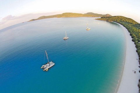 Sail, Snorkel, SUP & Kayak Charter Whitsundays - Surfers Gold Coast 5