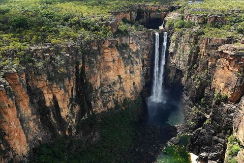 7 Days Darwin, Kakadu National Park, Katherine Gorge Touring Package - Surfers Gold Coast 0