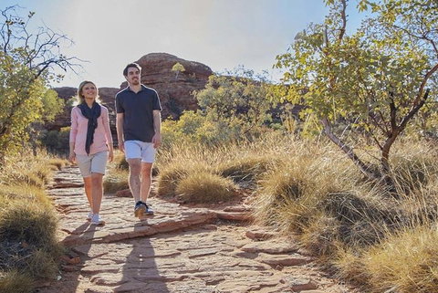 The Amazing Kings Canyon: 4-Hours Walking Tour And Hike - Surfers Gold Coast 2