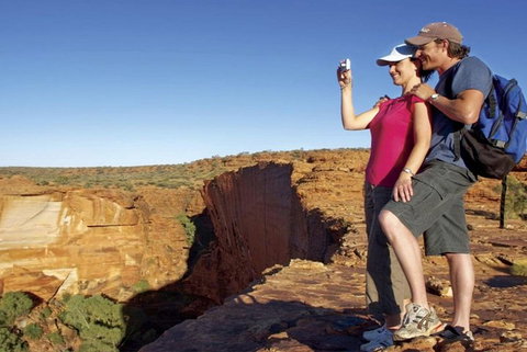 The Amazing Kings Canyon: 4-Hours Walking Tour And Hike - Surfers Gold Coast 4