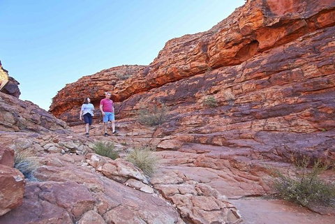 The Amazing Kings Canyon: 4-Hours Walking Tour And Hike - Surfers Gold Coast 5