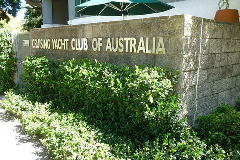 Private Essential Sydney Tour Including Lunch At The Cruising Yacht Club Of Australia - Surfers Gold Coast 2