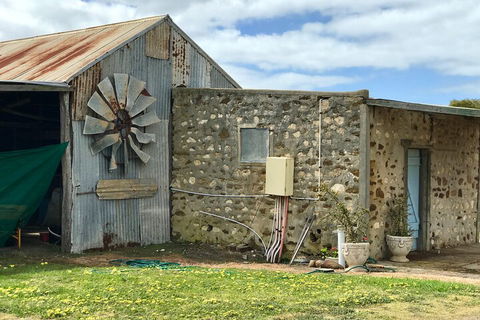 Kangaroo Island Half Day Food And Wine Trail Tour - Surfers Gold Coast 1