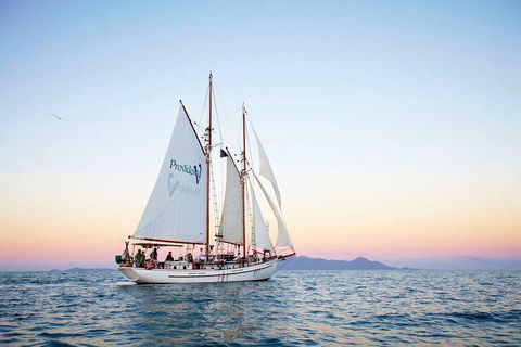 Fly & Sail Package (With Providence) - Surfers Gold Coast 1