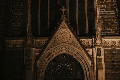 Melbourne After Dark 2-hour Walking Tour - Surfers Gold Coast 1