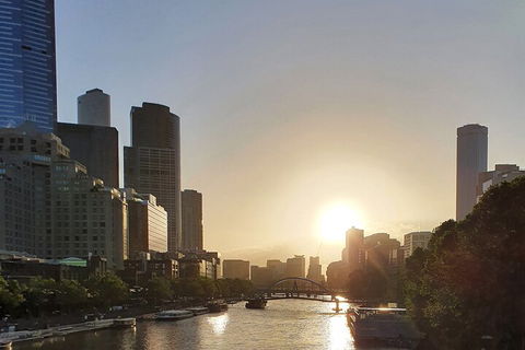 Melbourne After Dark 2-hour Walking Tour - Surfers Gold Coast 4