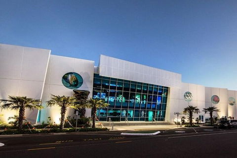 Cairns Aquarium Family Ticket - Surfers Gold Coast 2