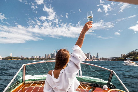 Private Icons And Highlights Cruise Of Sydney Harbour - Surfers Gold Coast 2