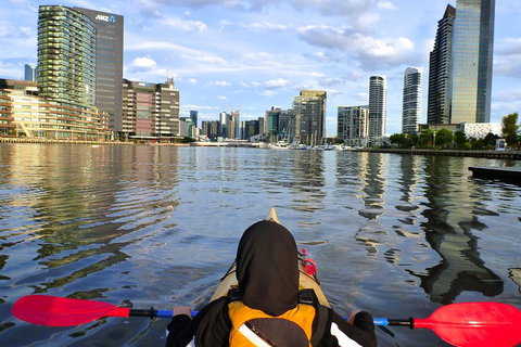 Melbourne City Twilight Kayak Tour - Surfers Gold Coast 3