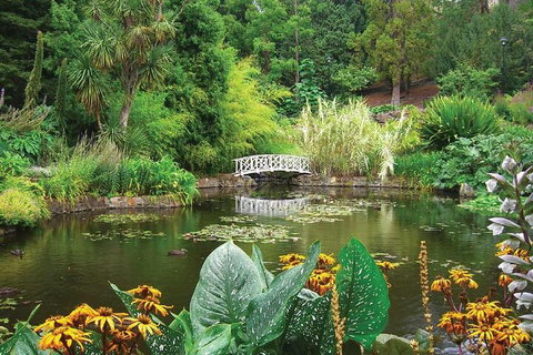 Hobart Half-Day Sightseeing Coach Tram Tour - Surfers Gold Coast 0