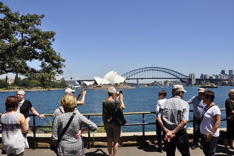 Sydney Sightseeing Bus Tours - Surfers Gold Coast 0