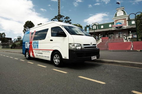 Gold Coast Airport Arrival Transfer - Surfers Gold Coast 0