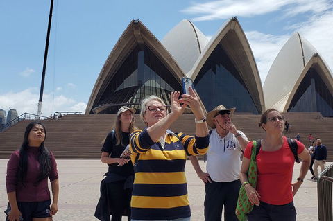 Sidney Sights And Sounds Walking Tour - Surfers Gold Coast 4